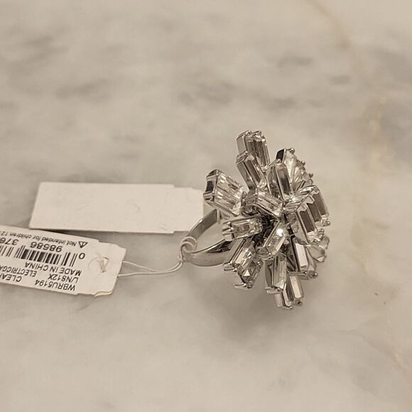 NWT Kate Spade Statement 6 Crystal Snowflake Rosette Large Cocktail Silver Ring - Picture 3 of 8
